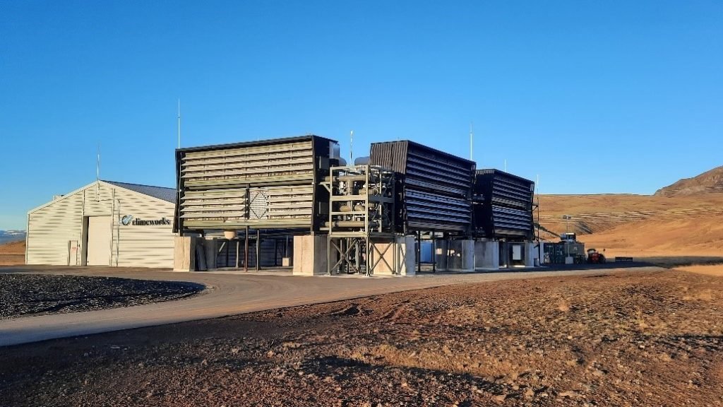 Carbon dioxide removal portfolios enable reaching ambitious climate targets